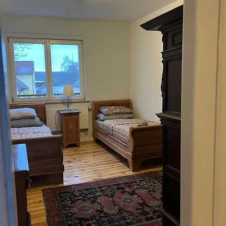 Antike Wohnmoeglichkeit Kurz Und Langfristig 100qm 1og Apartment